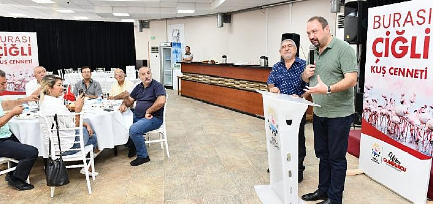 baskan-gumrukcunun-esnaf-bulusmalari-suruyor.jpg