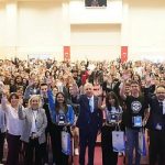 rektor-prof-dr-budak-cicegi-burnunda-egelilerle-bir-araya-geldi.jpg