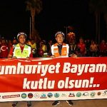 29-ekim-coskusu-antalya-sokaklarinda.jpg