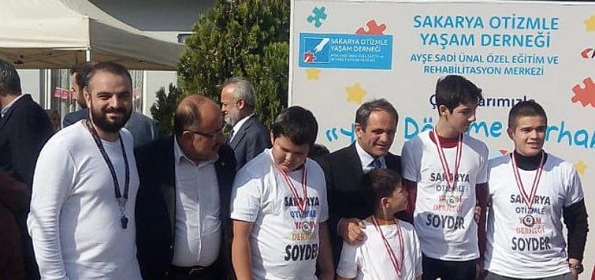 baskan-keles-ozel-cocuklari-yalniz-birakmadi.jpg