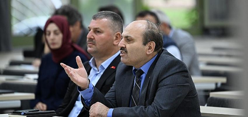 baskan-kocaman-tarim-demek-hayat-demektir.jpg