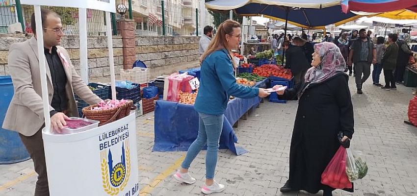 pazar-yerinde-erken-teshise-dikkat-cektiler.jpg