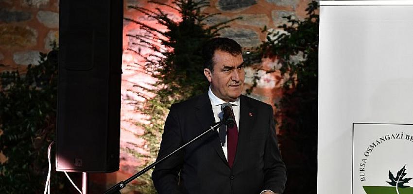 tarihi-doku-ile-kitap-kokusu-sadirvanli-handa-birlesiyor.jpg