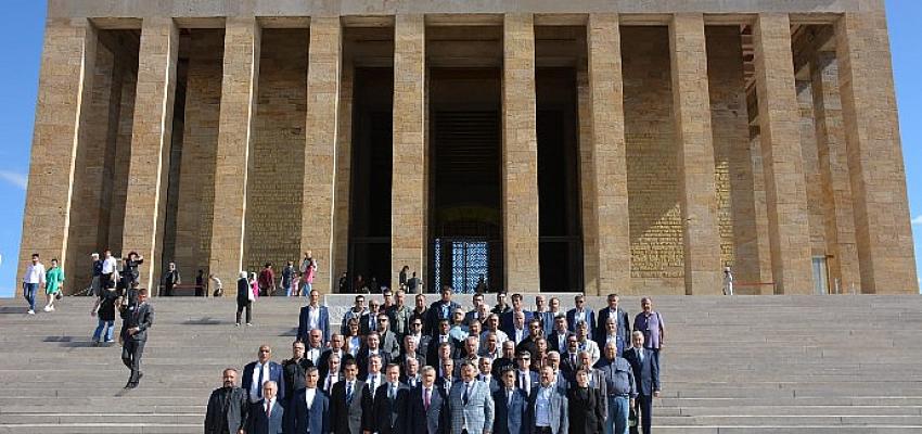 torbali-belediyesinden-anitkabir-cikarmasi.jpg