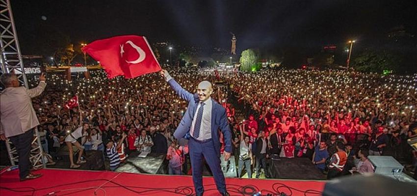 yasasin-demokrasi-yasasin-cumhuriyet.jpg
