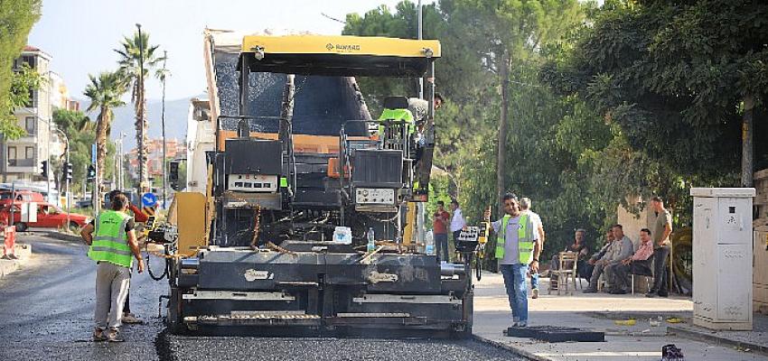 yatagan-mehmet-ozcan-caddesinde-sicak-asfalt-calismasi-tamamlandi.jpg