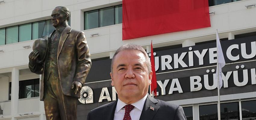 antalya-buyuksehir-belediye-baskani-muhittin-bocek-10-kasim-mesaji.jpg