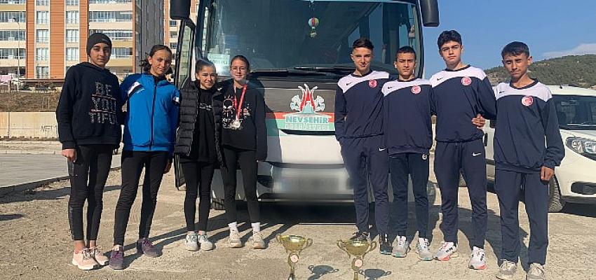 atletizmde-sporcularimiz-yari-finale-yukseldi.jpg