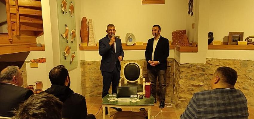 yalidayizin-konugu-tarihci-akademisyen-ibrahim-akkurt.jpg