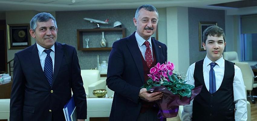 baskan-buyukakin-daha-fazla-empati-ve-daha-fazla-farkindalik-icin-calisiyoruz.jpg
