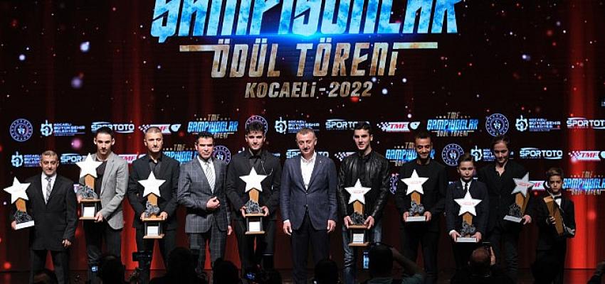 kocaeli-buyuksehir-tmf-sampiyonlar-odul-toreni-duzenlendi.jpg