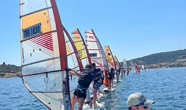 ayvalik-tyf-yelken-ligi-2-ayak-yarislarina-da-ev-sahipligi-yapacak.jpg