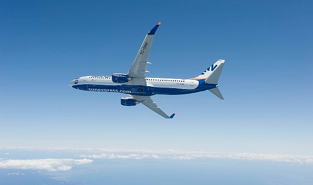 sunexpress-deprem-bolgesinden-12-bin-kisiyi-tahliye-etti.jpg