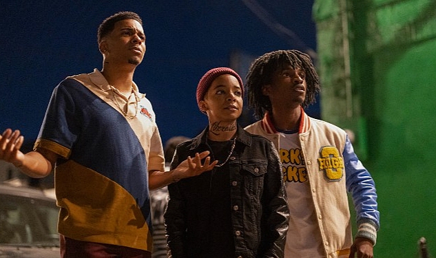 prime-video-odullu-sinemaci-boots-riley-imzali-im-a-virgo-dizisinin-ilk-karelerini-ve-fragmanini-paylasiyor.jpg