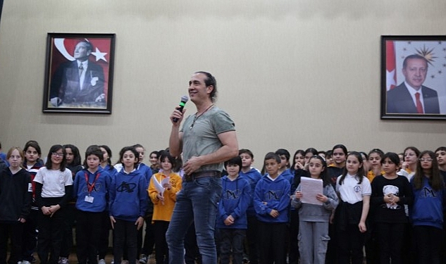 100-yil-korosu-kirac-ile-23-nisan-sarkilari-soyleyecek.jpg