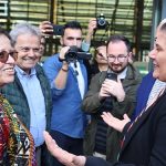 ressam-abacioglu-caz-dolu-resimlerle-aydin-buyuksehir-belediyesi-tekstil-park-sanat-galerisinde.jpg