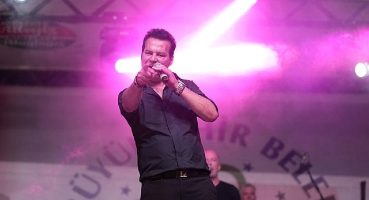 Boğaziçi'ni Festivali Hakan Peker'le Başladı