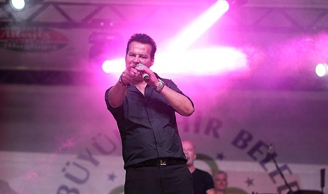 bogazicini-festivali-hakan-pekerle-basladi.jpg