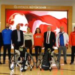 buyuksehir-belediyesi-engelli-milli-sporculara-ekipman-destegi-sagladi.jpg