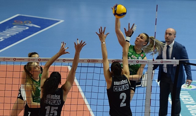 niluferin-sultanlari-besiktasa-set-vermedi.jpg