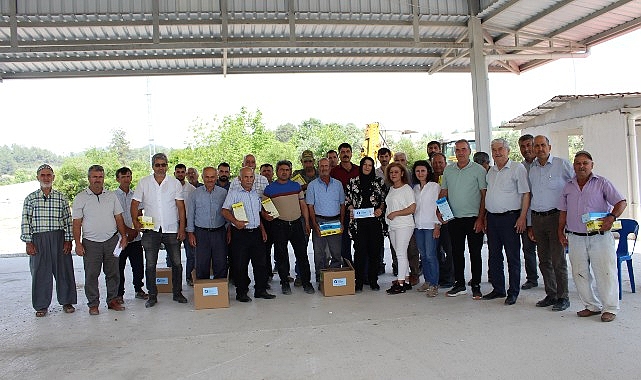 antalya-buyuksehir-belediyesi-manavgat-ciftcisinin-yaninda.jpg