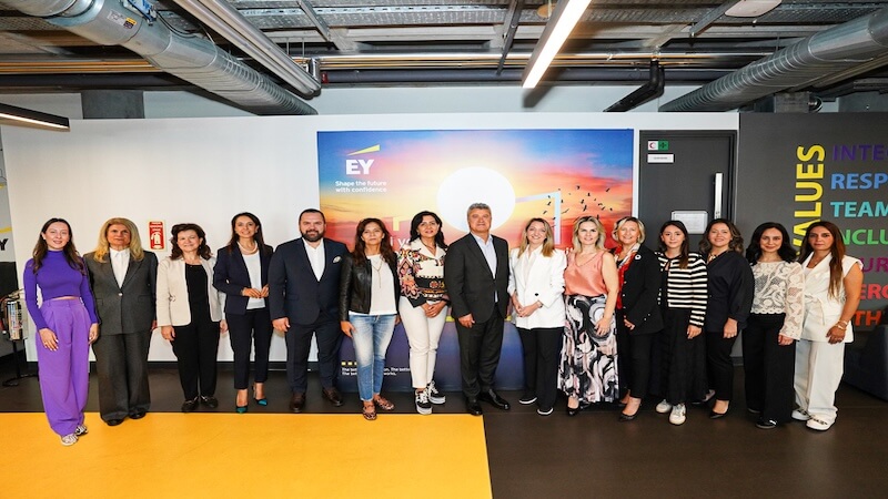 Kadın Girişimciler Küresel Arenaya Hazır